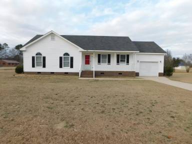 Main picture of 811 Outlaw Rd