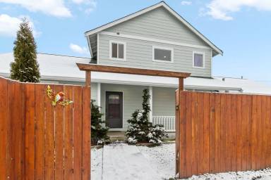 Main picture of 1056 Harrison Ave