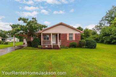 Main picture of 45 Ellendale Cv