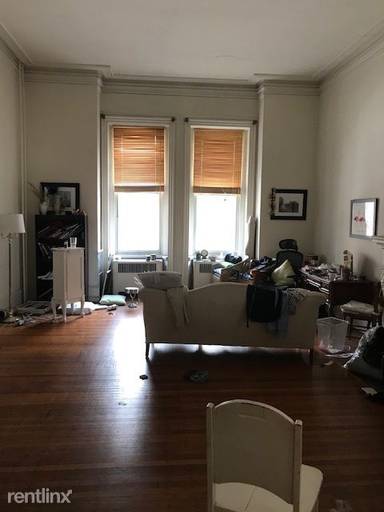 Main picture of 266 S 21st St