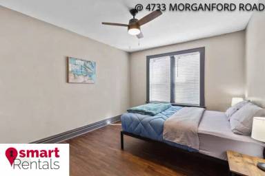 Main picture of 4733 Morganford Rd