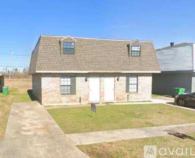 Main picture of 808 Revere Dr