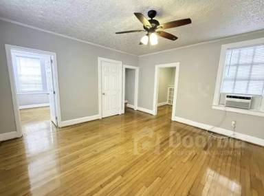 Main picture of 975 Willow Branch Ave