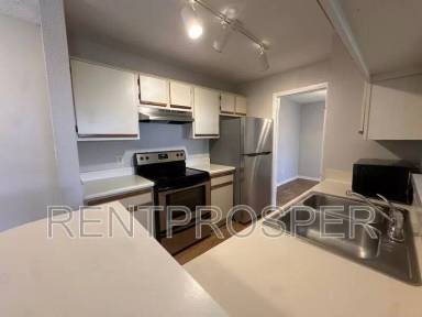 Main picture of Regency Gardens Condos