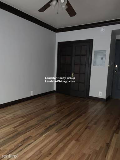 Main picture of 846 W Montrose Ave