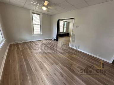 Main picture of 434 N 7th St