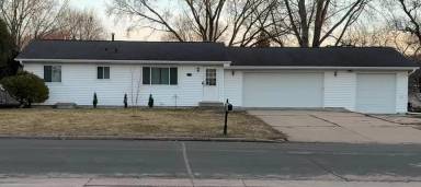 Main picture of 1932 Carnelian Ln
