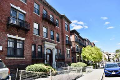 Main picture of 46 Park Vale Ave