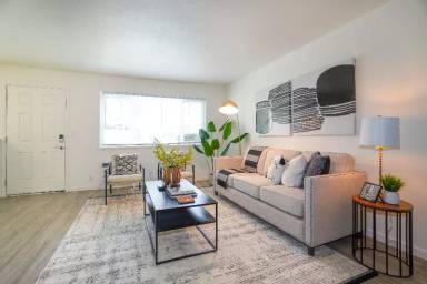 Main picture of 581 Giuffrida Ave