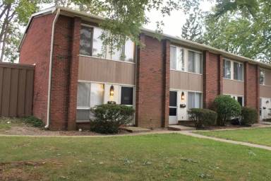 Main picture of 601 Fry Ln