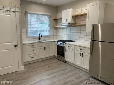Main picture of 97 Cottage St