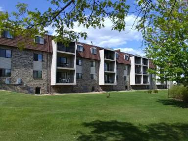 Main picture of Fountain Lake Condominiums