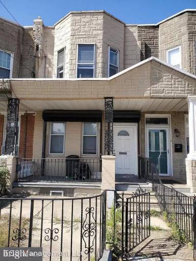Main picture of 2332 E Allegheny Ave