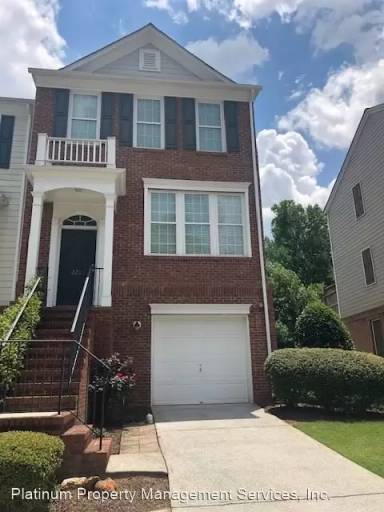 Main picture of 221 Balaban Cir