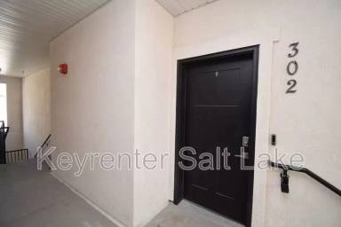 Main picture of 1093 N 3980 W