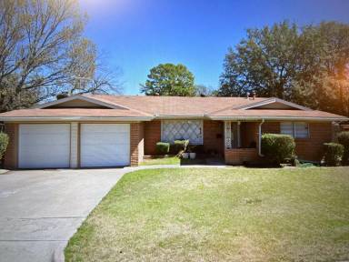 Main picture of 1959 Milam St