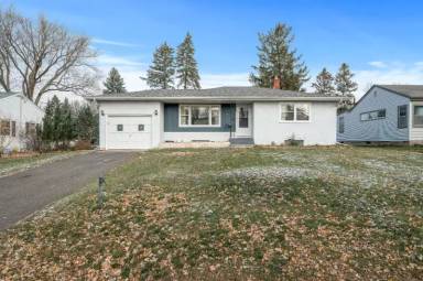 Main picture of 2703 4th Ave E