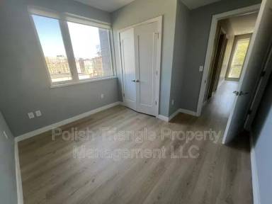 Main picture of Walter Huntington Apartments