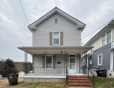 Main picture of 1412 W 4th St