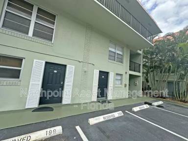 Main picture of 807 W Oakland Park Blvd