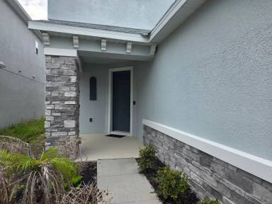 Main picture of 2865 High Pointe St