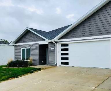 Main picture of 122 Cathy Jean Ct