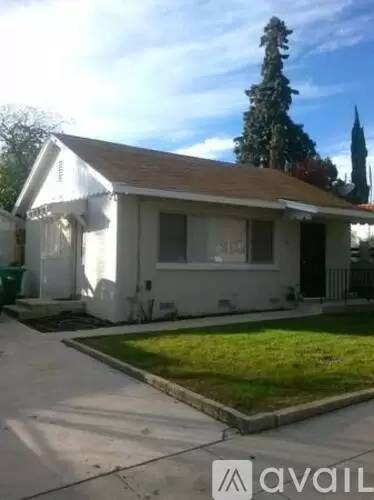 Main picture of 843 N 1st St
