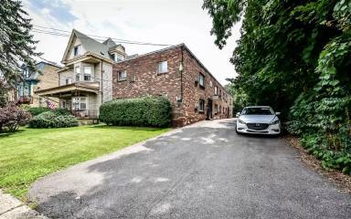 Main picture of 7464 McClure Ave