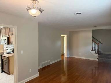 Main picture of 3450 Lynchburg St