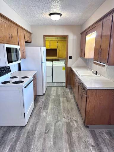 Main picture of 401 Mimosa Dr