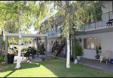 Main picture of 411 Bird St