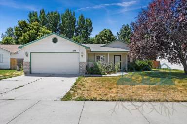 Main picture of 1299 E Cougar Creek Dr