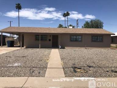 Main picture of 5816 N 21st Ave
