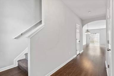 Main picture of 372 Azalea Cir