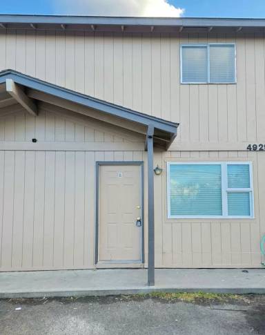 Main picture of 4929 W Canal Dr