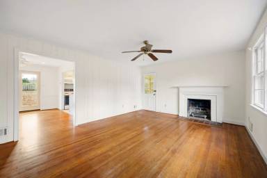 Main picture of 7601 Tanglewood Rd