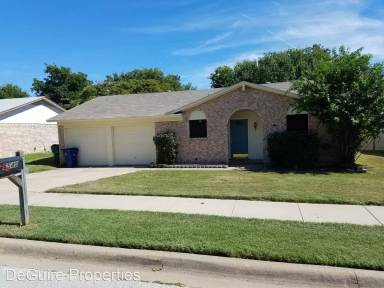 Main picture of 6540 Bernadine Dr