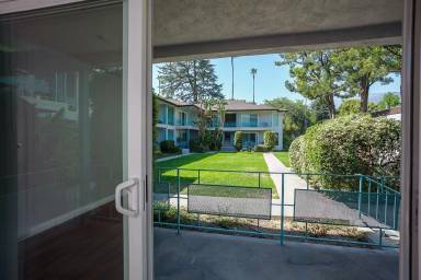 Main picture of 488 E Washington Blvd
