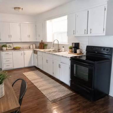 Main picture of 6318 Anderson Dr