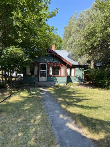 Main picture of 304 Dakota Ave