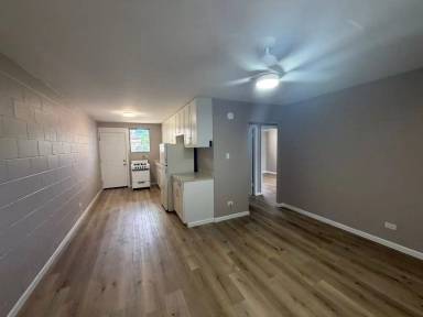Main picture of 1455 Lusitana St