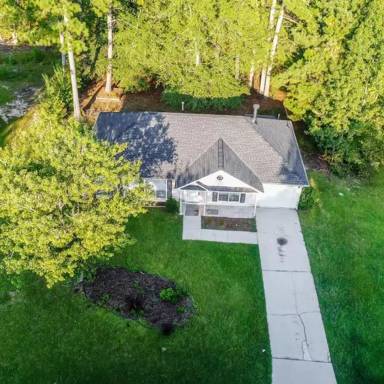 Main picture of 1602 Picadilly Ct NE