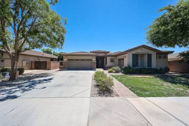 Main picture of 445 W Seagull Dr
