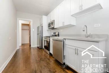 Main picture of 5306 N Ashland Ave