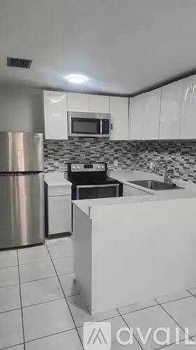 Main picture of 11544 NW 44th St
