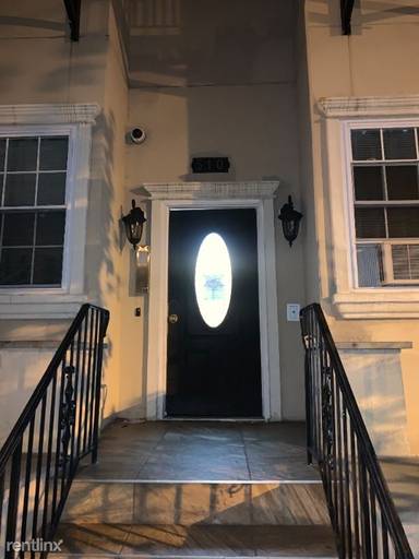 Main picture of 510 40th St Apartments