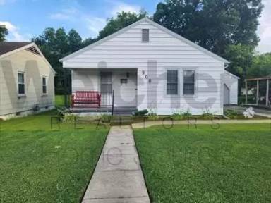 Main picture of 908 W Thompson St