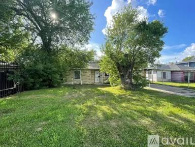 Main picture of 7722 Darnay Dr