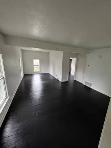 Main picture of 13 Walker Pl
