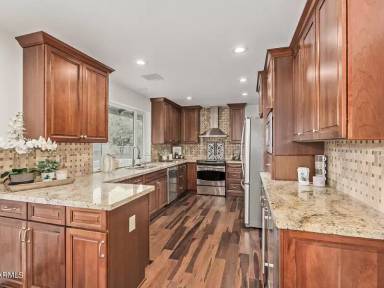 Main picture of 2435 E Mescal St